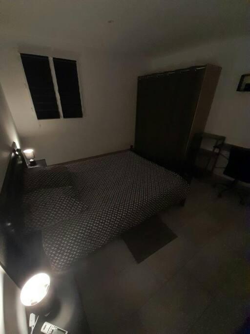Appartement Spacieux &Tres Calme. Spacious & Very Quiet Apartment. Carros Zewnętrze zdjęcie